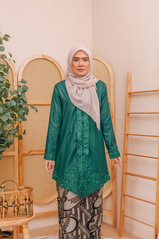 KEBAYA MARIA EMERALD GREEN (TOP ONLY)