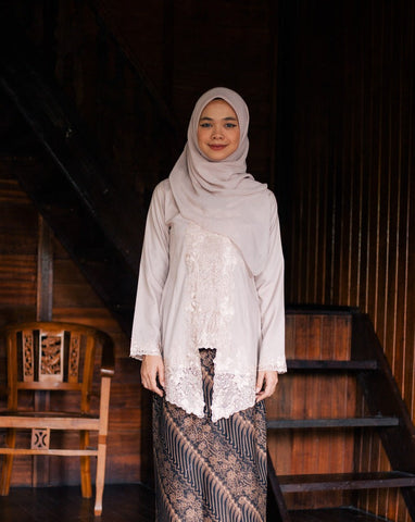 KEBAYA KASEH IVORY (TOP ONLY)